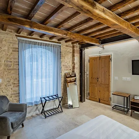 Anfihouse - Relais Apartment Assisi