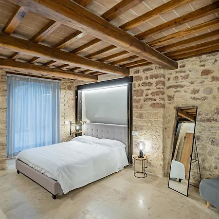 Anfihouse - Relais Apartment Assisi