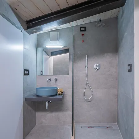 Anfihouse - Relais Assisi